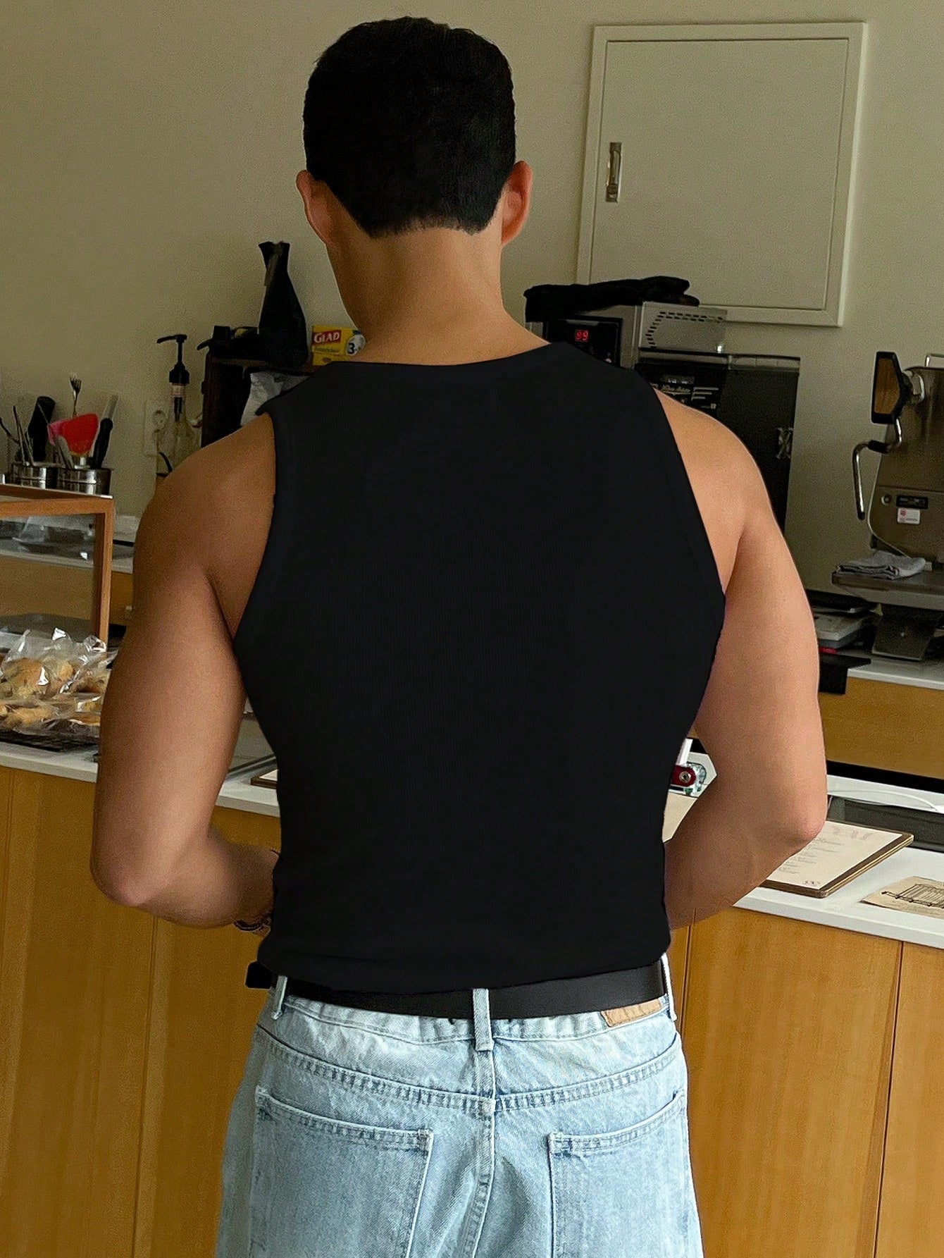 Versatile basic Men's tank top | Black|
