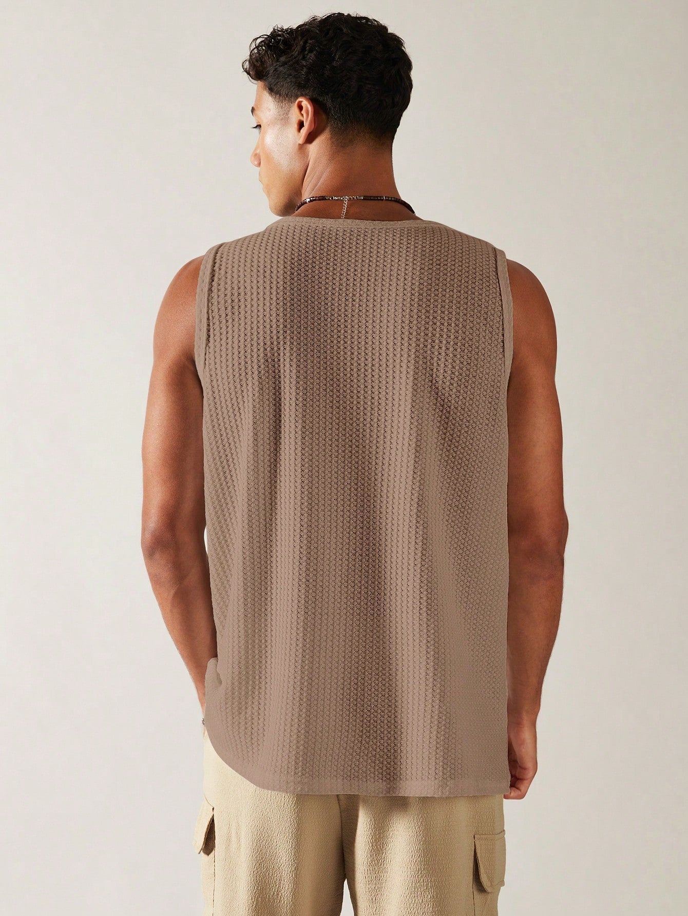 Casual square neck patterned men's tank top| mocha|