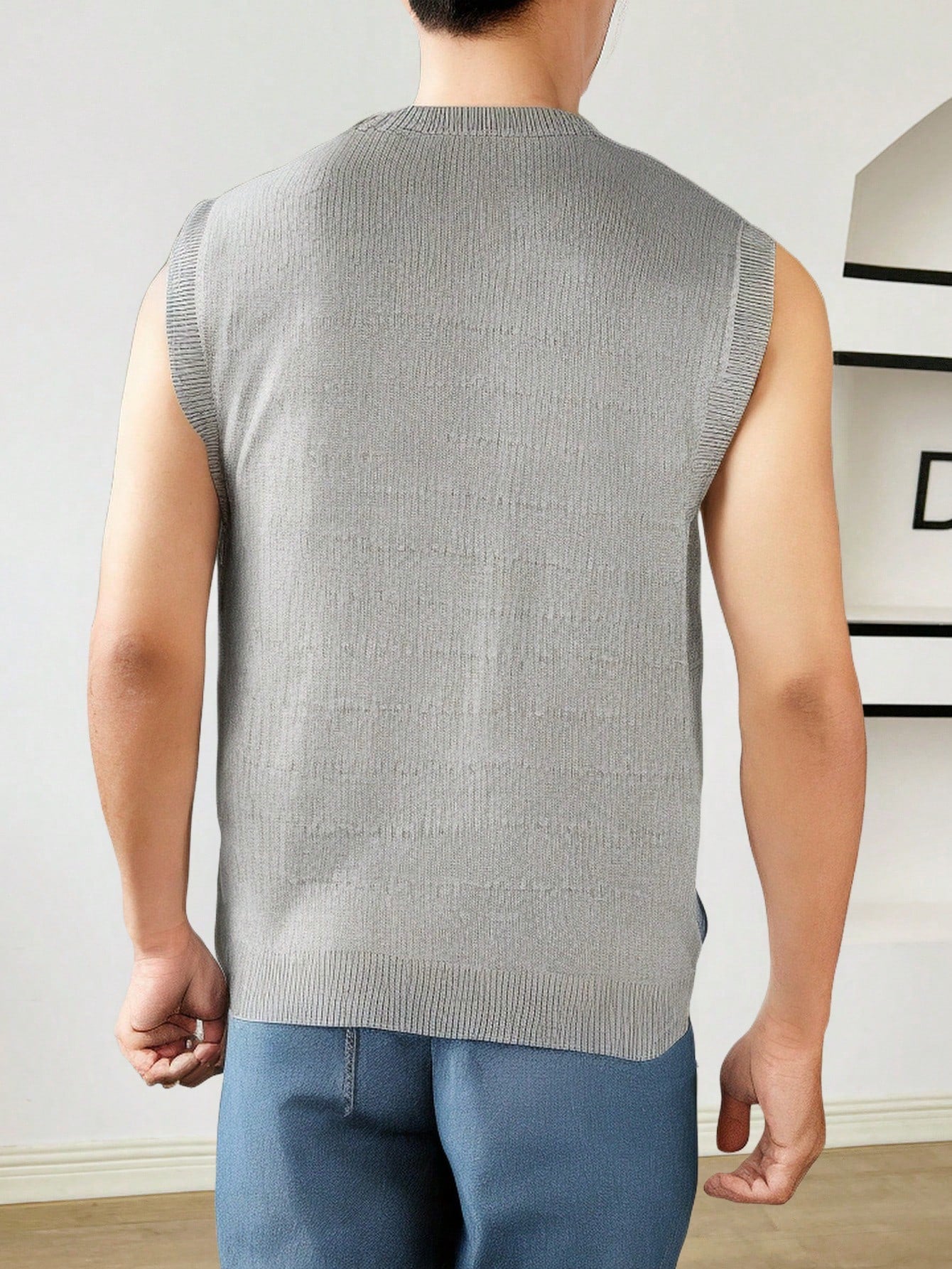Versatile patterned men's tank top| Grey |