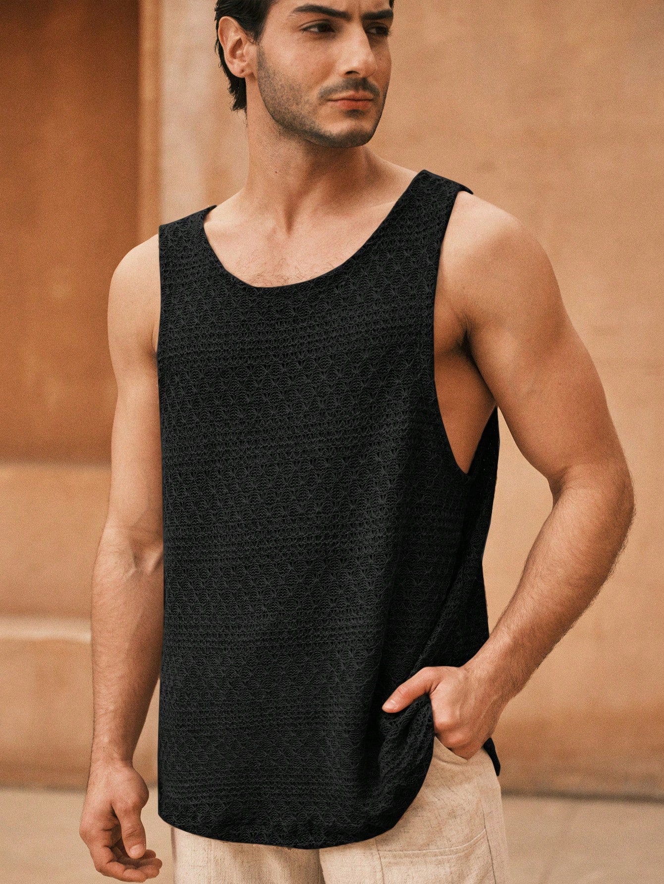 Casual summer essential men's tank top