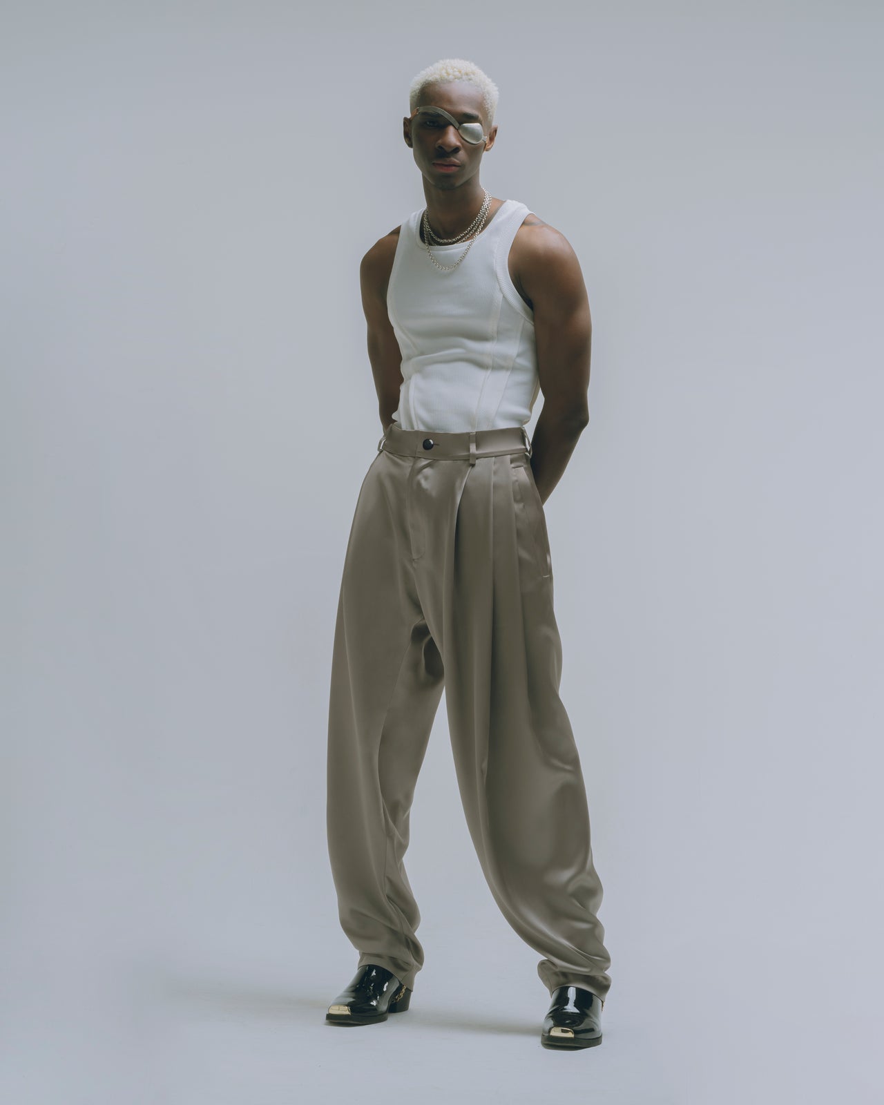 Trendy Men Halter neck vest with double hem
