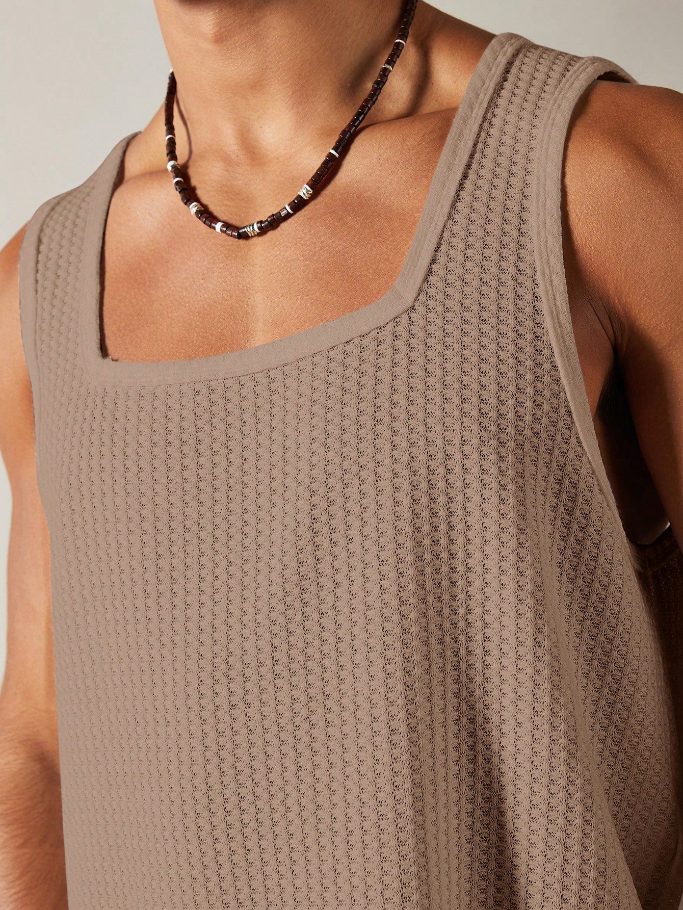 Casual square neck patterned men's tank top| mocha|