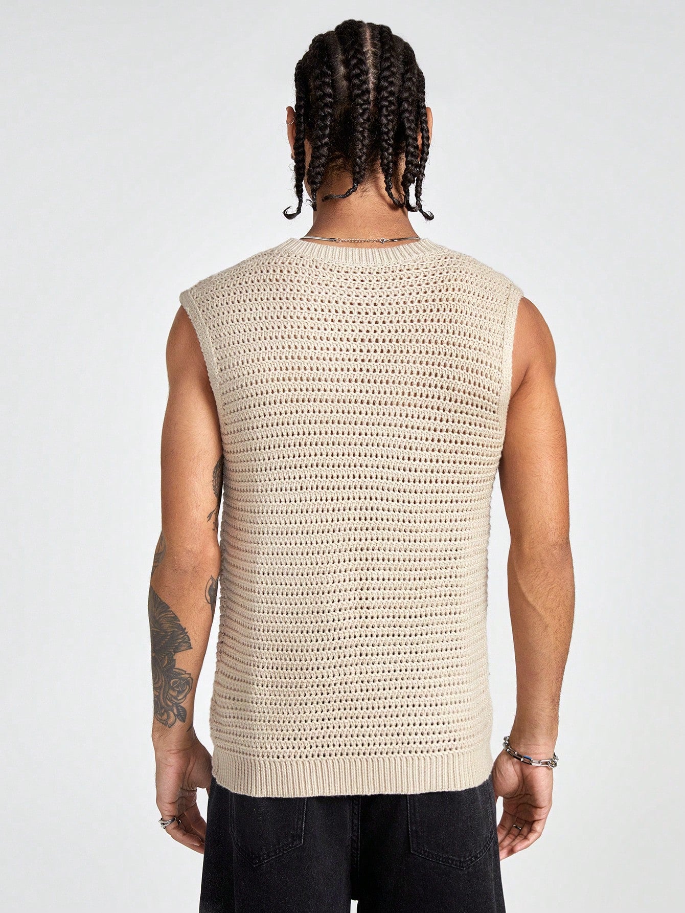 Versatile patterned men's tank top