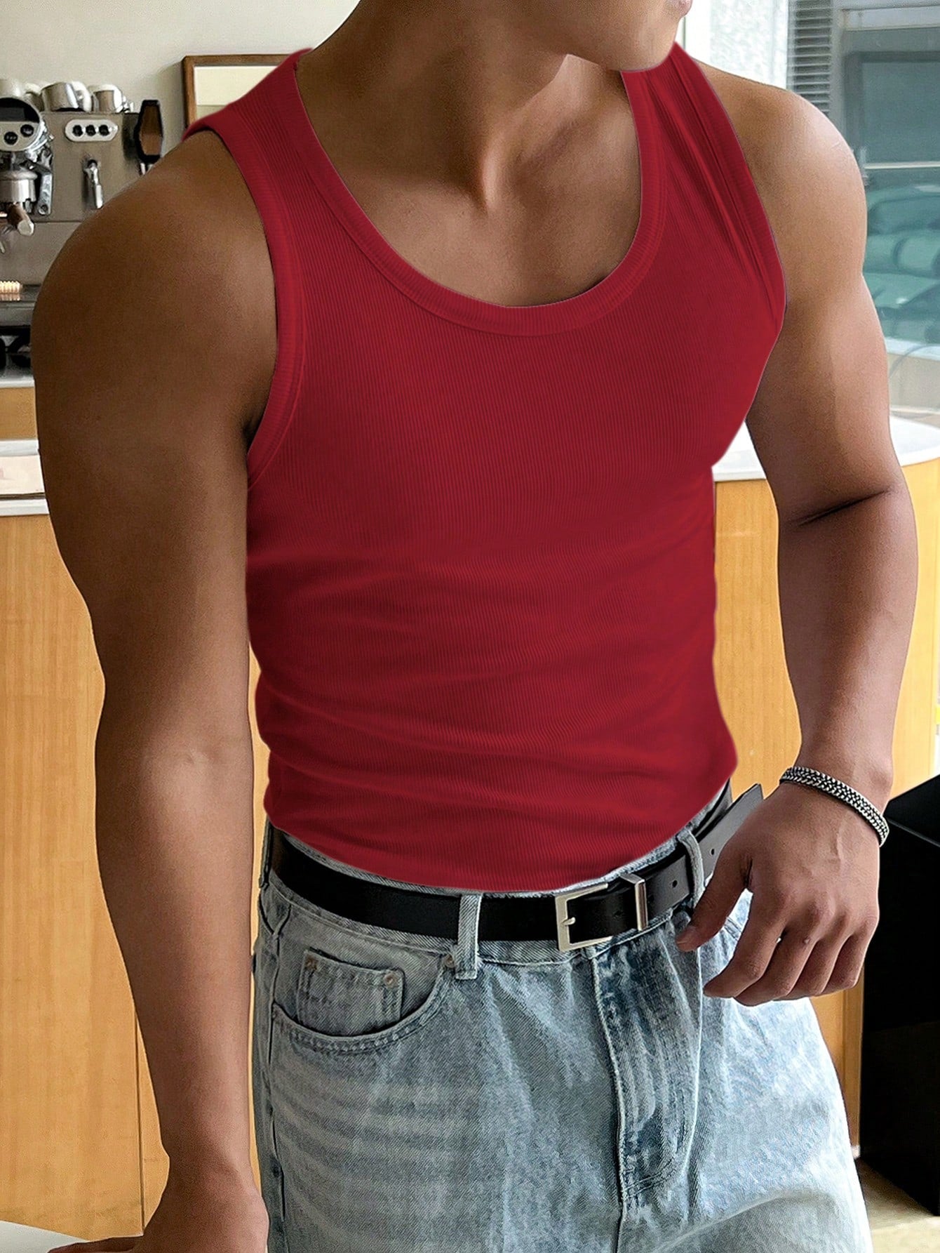 Versatile basic Men's tank top | Red |