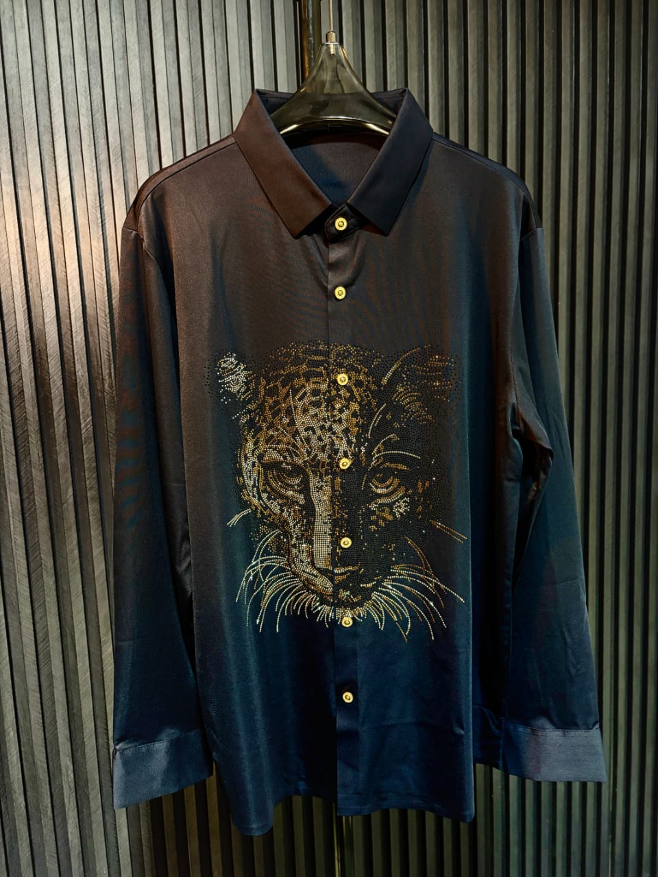 Cheetah Jacquard Shirt - NAVY